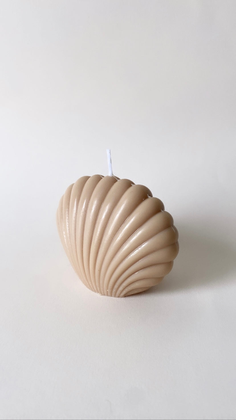 Nude Large Shell Candle