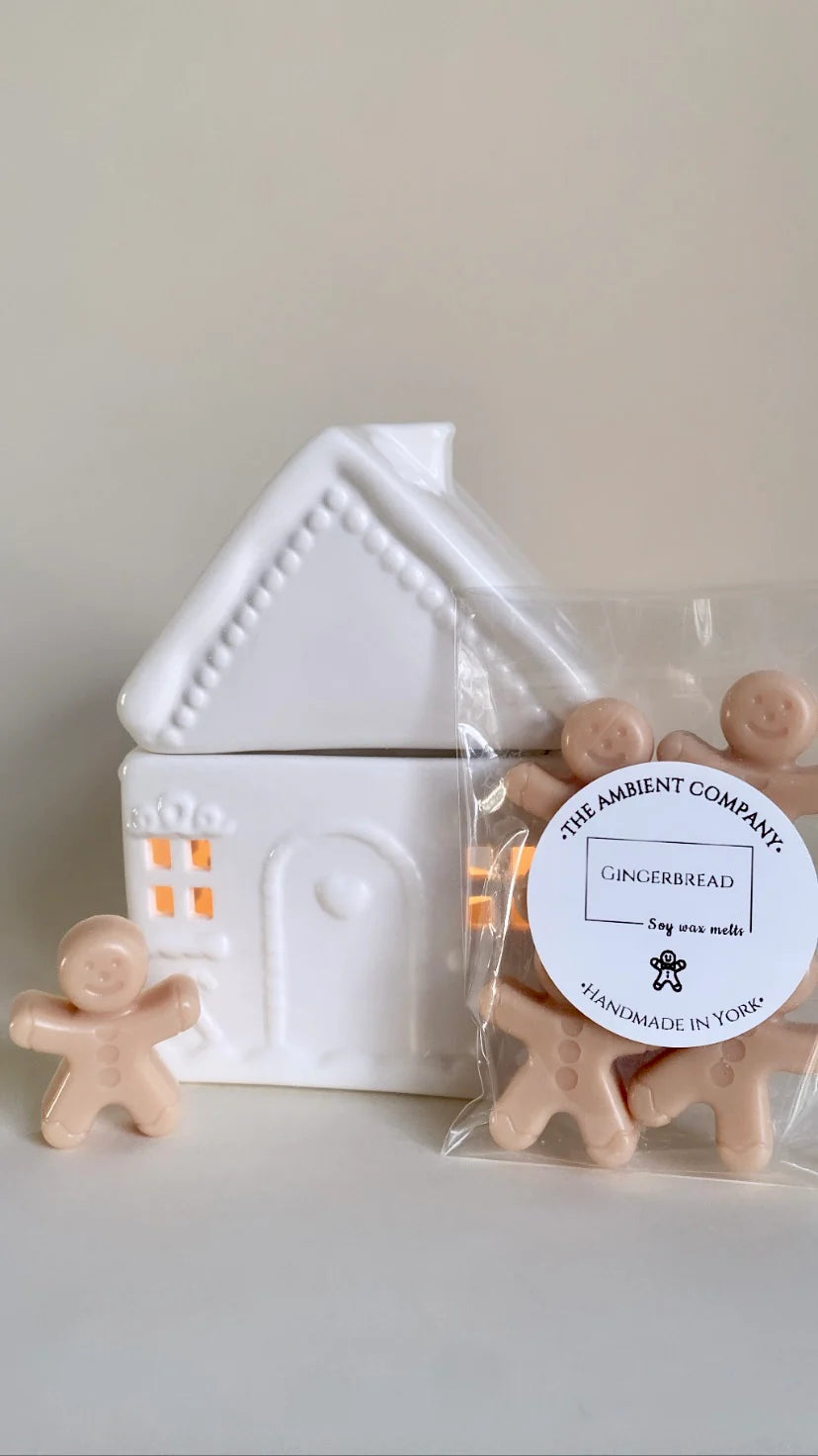White Gingerbread Cottage Burner 🏡