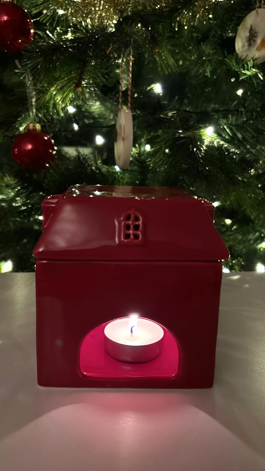 Red House Burner ♥️