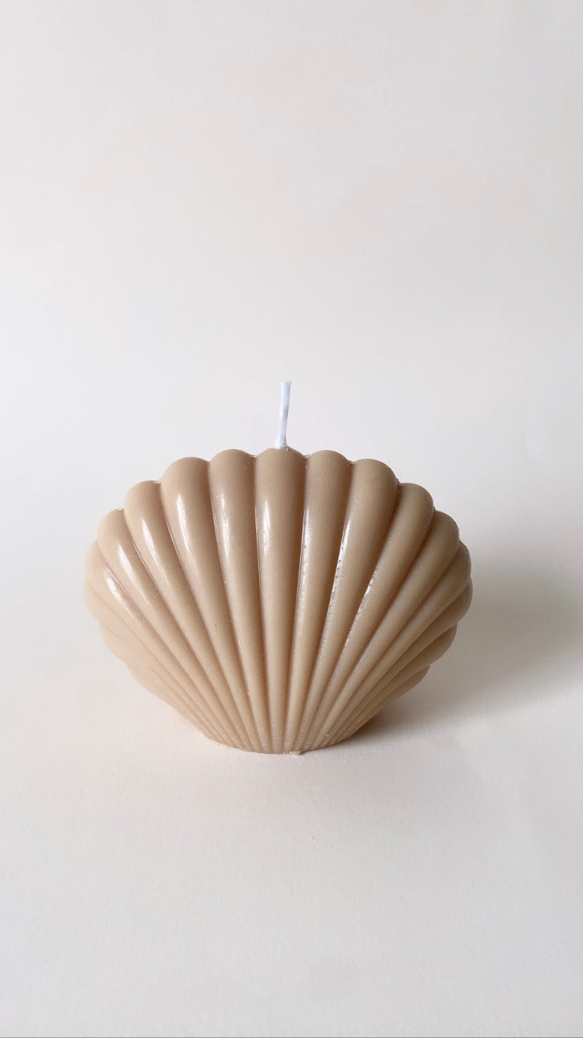 Nude Large Shell Candle