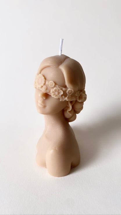 Nude Floral Queen Candle